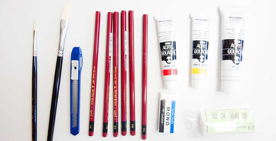 特殊な画材以外は教室で揃えられます