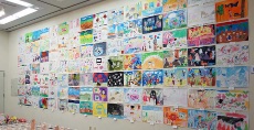 児童画クラス展示風景