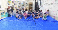 児童画クラス「空中画を合作しよう」